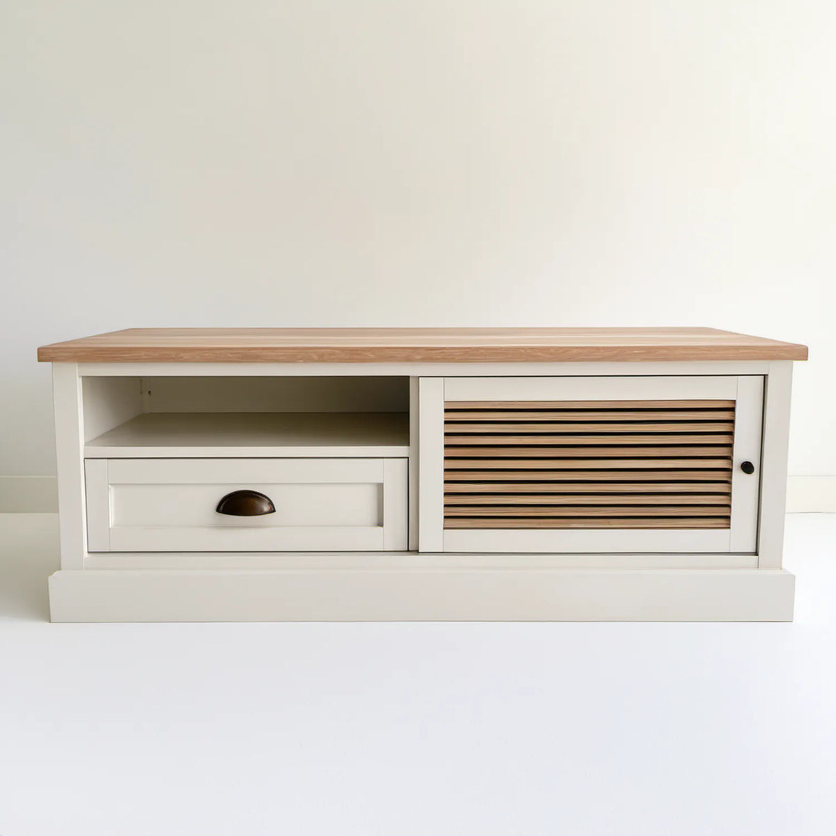 Biała szafka RTV 120 x 40 x 55 cm z blatem z litego drewna sosnowego